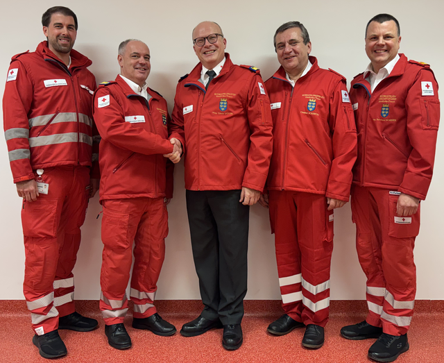 Michael Jäger, Christian Hrauda, Günter Stöger, Christian Schleritzko und Bernhard Schierer (v.l.) | Foto: Rotes Kreuz Waidhofen/Thaya