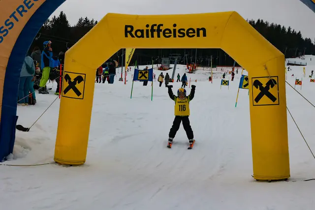 Fahrt ins Ziel. | Foto: Raiffeisen Region Wiener Alpen