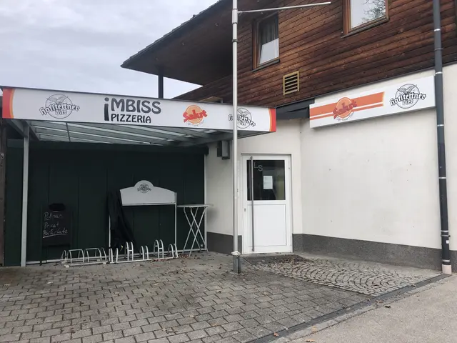 Das einzige Gasthaus in Rottenegg ist Geschichte. DAs "Salut" hat seit letzter Woche geschlossen. | Foto: Herbert Schöttl