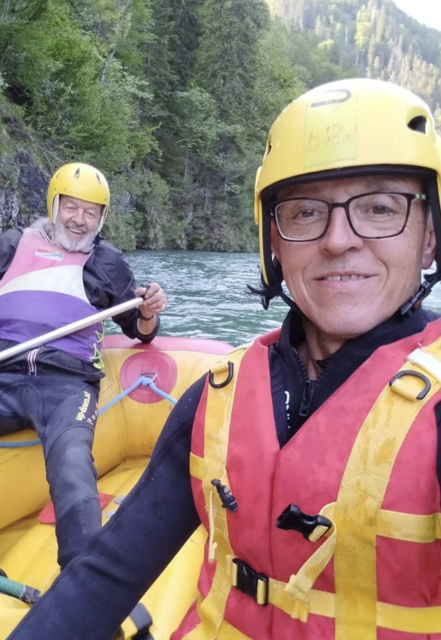 Geri mit seinem Freund Abenteurer Horst Maas beim Rafting | Foto: privat