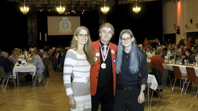 Danny Bellens mit Veronika und Caroline | Foto: Markus Achleitner