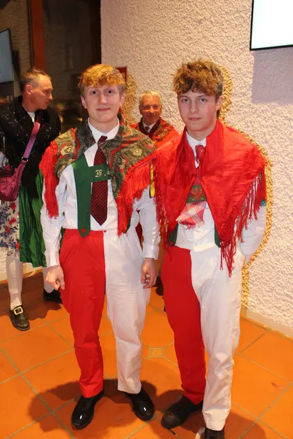 Felix und Julian (Ellbögner Schellenschlager)