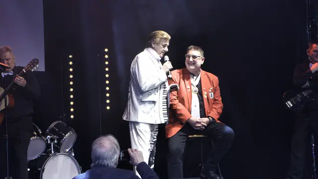 Danny Bellens mit VzBgm Bernd Gössinger | Foto: Markus Achleitner