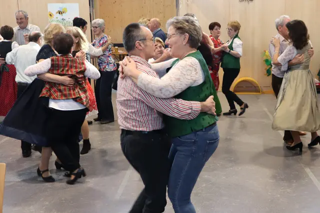 Gut festhalten, damit sie nicht auskommt | Foto: Gerhard Langmann