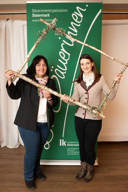 Sie leiten den Wenigzeller Bauernbund als Ortsbäuerinnen: Heidi Maierhofer (l.) und Kerstin Glößl. | Foto: Franz Faustmann