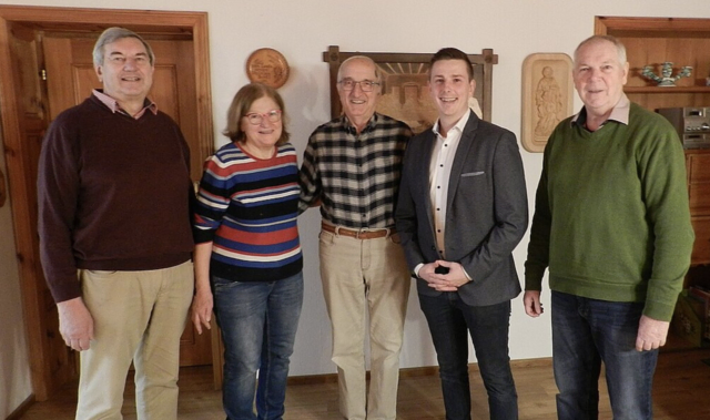Anton Czetina, Gerlinde Kases, Jubilar Johann Kases, Florian Hutter und Adolf Gutmann (v.l.) | Foto: NÖ Senioren