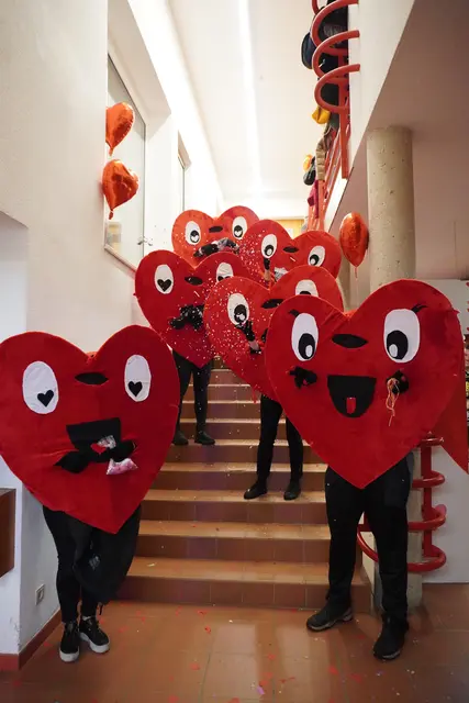 Kein Valentinstag ohne Herzen! | Foto: AMG