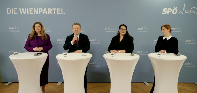 Es war ein politischer Paukenschlag am Start der neuen Woche: Vizebürgermeisterin sowie Stadträtin für Frauen und Wohnen, Kathrin Gaál (SPÖ, 2. v. l.), tritt aus der Stadtregierung zurück. | Foto: Screenshot SPÖ Wien