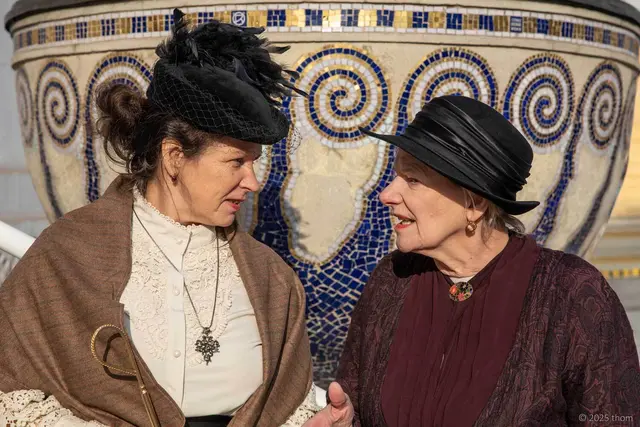 Das Bezirksmuseum Leopoldstadt bringt das Theaterstück „Wien Frauen 1900“ zurück. Im Fokus stehen zwei zentrale Figuren der österreichischen Frauenbewegung: Rosa Mayreder und Auguste Fickert.  | Foto: thom kunz