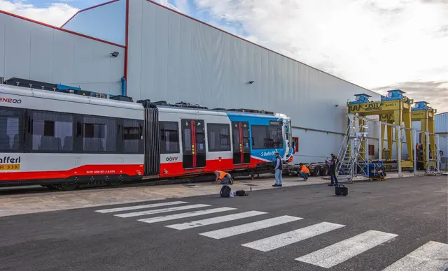 Verlaufen alle Tests und Genehmigungsverfahren wie geplant, steht der Jungfernfahrt spätestens 2027 auf der LILO nichts mehr im Wege.   | Foto: Stadler Rail