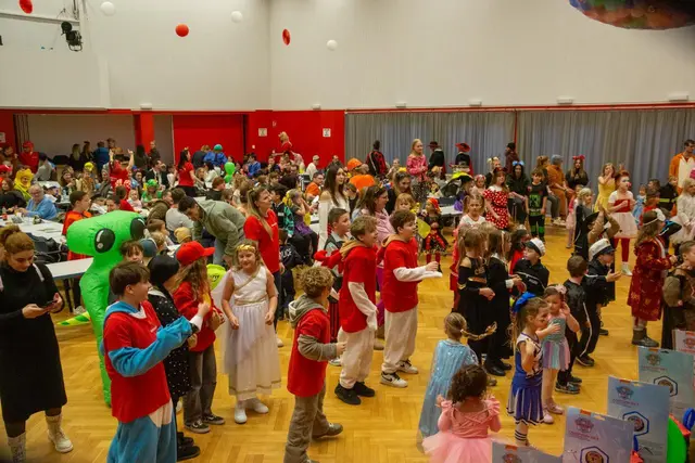 Ein buntes Fest gab es zum Beispiel in Spielberg.  | Foto: Kinderfreunde Steiermark