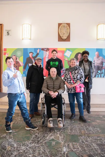 v.l.n.r. Johannes Krallinger, Eric Lebeau, Angelika Leitner, Christian Namberger, Sonja Schiff, Fatou Niang-Stotter | Foto: Stadt Salzburg/Rocio Escabosa