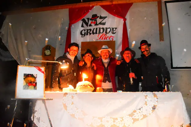 Naz-Gruppe und Fasnachts-Vorstand boten einen würdigen Abschied von Fasnacht und Naz.