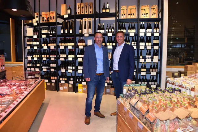 Im Lanz Markt: Betreiber Matthias Lanz und Substanzverwalter Matthias Marth | Foto: Kainz