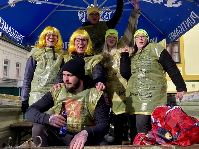 „Die gelben Säcke“ der blauen Partie. | Foto: Elisabeth Peinsipp