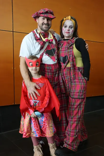 Familie Kachler zeigte am Faschingsdienstag ihre Kreativität mit fantasievollen Verkleidungen. | Foto: Kendlbacher