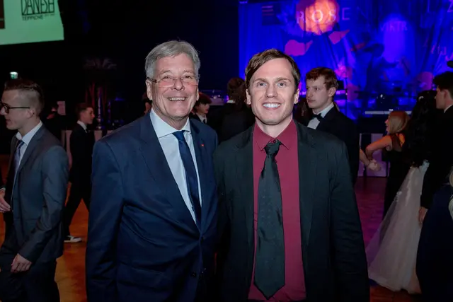 Auch Landeshauptmann Peter Kaiser und Vzbgm. Ronald Rabitsch genossen sichtlich den glamourösen Abend.