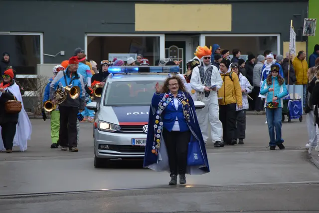Zahlreiche Gruppen nahmen am diesjährigen Faschingsumzug in Neunkirchen teil. | Foto: Edina Besic