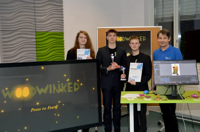 Platz 3 "Woodwinked": Luis Deimel, Raphael Gebath, Christof Riegler und Betreuungslehrer Manfred Hartl | Foto: HAK Waidhofen/Thaya