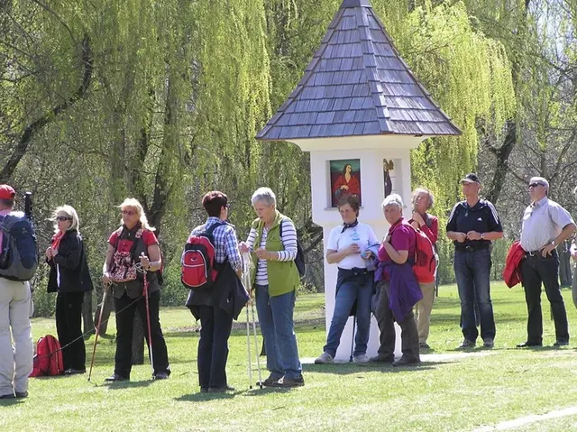 Startpunkt der 6. Jakobsweg-Etappe: Von St. Jakob im Rosental führt der Weg in rund sieben Stunden bis nach Villach. | Foto: Region Villach Tourismus GmbH