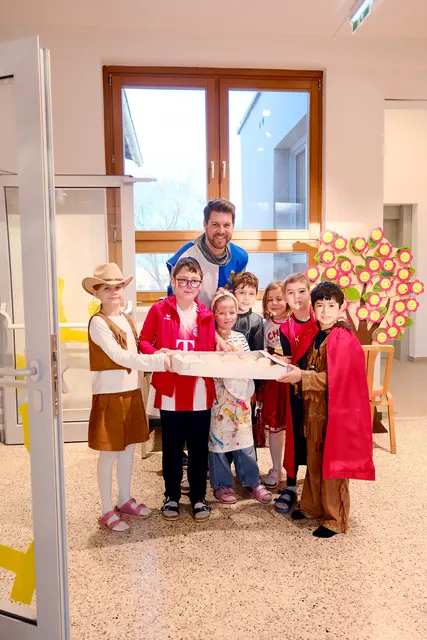 Die Kinder freuten sich über die süßen Köstlichkeiten.  | Foto: Marktgemeinde Hornstein