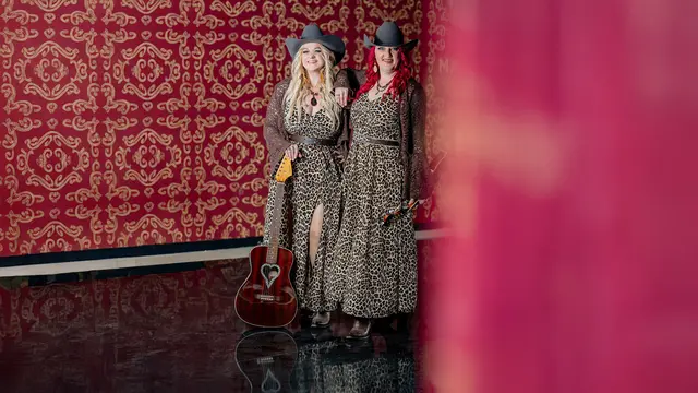 Road Chicks, die Countryband aus Tirol, stehen für Live-Musik mit Nashville-Feeling und Eventqualität. | Foto: BURNZ_craftfilm