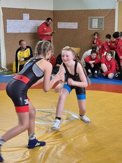 Die diesjährige Neulings-, und Mädchenmeisterschaft fand am 14.02.2026 in der Turnhalle der Volksschule in Voglau statt.  | Foto: Eva Wallinger