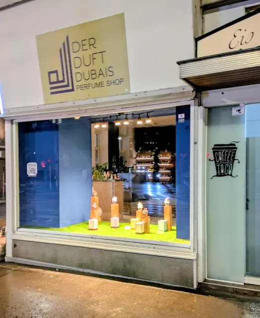 In der Hütteldorfer Straße eröffnete ein Parfum-Shop. | Foto: Maria Kohoutek