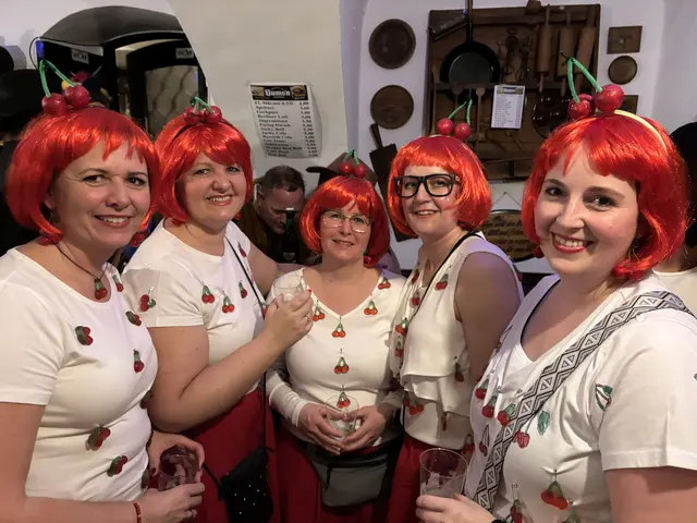 Ein Highlight im Schärdinger Faschingskalender: die Weiberroas am Unsinnigen Donnerstag in der Bums'n. | Foto: Michelle Bichler/MeinBezirk