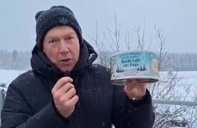Mario Sacher präsentiert seine Geschäftsidee. | Foto: Sacher