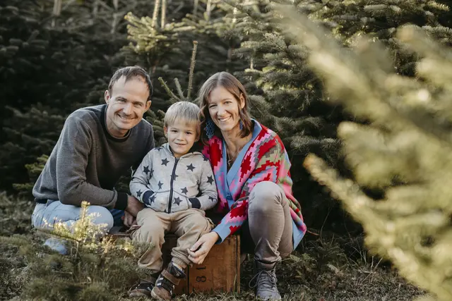Setzen sich für mehr Bewegung in der Region ein: Thomas Machinger und Gudrun Posedu mit Sohn Timo | Foto: Michaela Begsteiger