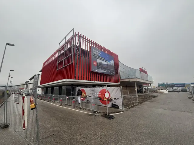 Auf einer Mietfläche von rund 7.500 Quadratmetern errichtet die Investorgruppe Supernova Group aus Graz das zweite Indoor-Einkaufszentrum Eisenstadts.  | Foto: Sandra Koeune