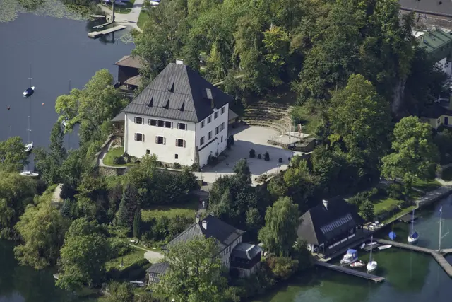 Dieses Jahr im Programm der Schlossbergspiele: "Eine heiße Geschichte." | Foto: TVB Mattsee/Bluesky