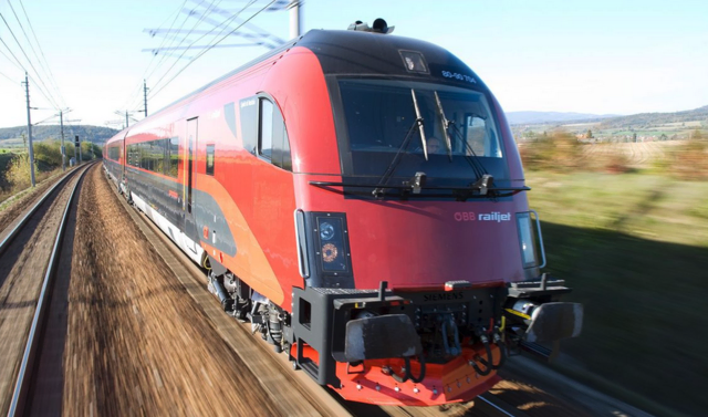 Die NIGHTline-Züge der ÖBB waren am Faschingssamstag hoch im Kurs, sicher und "zügig" unterwegs. | Foto: ÖBB