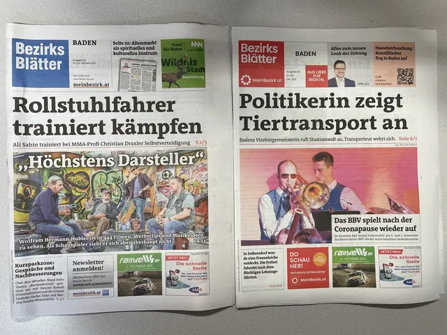 Von Blau zu Rot: Im Vergleich die Titelseiten der Ausgaben 42 und 43, 2021, als sich das Logo der Bezirksblätter änderte. | Foto: Mirjam Preineder