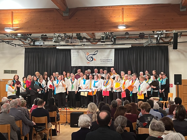 Gospel mit einem Riesenchor, bestehend aus drei Chören, gab es am 14. Februar in Gramatneusiedl.  | Foto: Gesangverein Geselligkeit