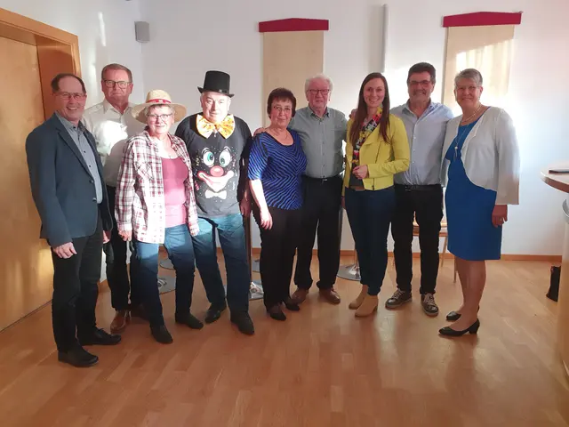 Hermann Scharf, Karl Pfeiffer, Paula Altrichter, Norbert Rabl, Elisabeth Praschinger, Josef Zimmermann, Viktoria Hutter, Richard Reif und Luise Strobl (v.l.) | Foto: NÖ Senioren