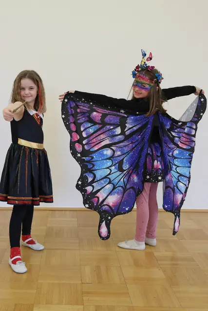 Franziska Hermine und Sophie Schmetterling