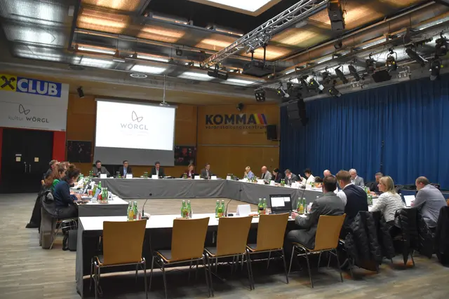 Für die Wörgler Opposition blieben "viele Dinge ungeklärt".  | Foto: Barbara Fluckinger