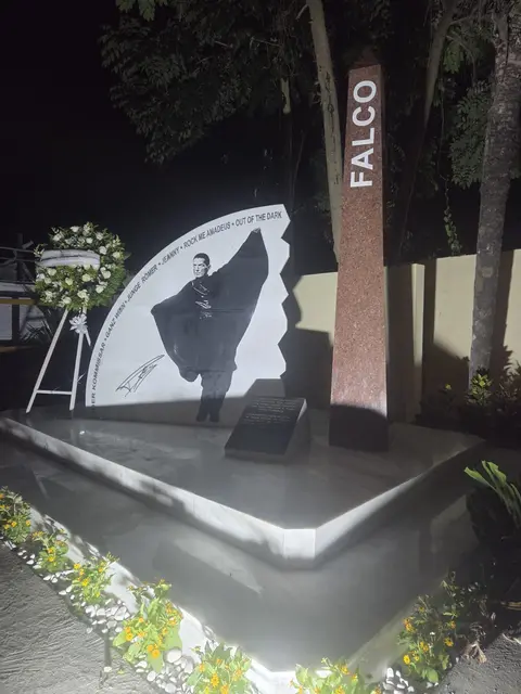 In der Dominikanischen Republik wurde ein Memorial zu Ehren des großen Popstars eröffnet. | Foto: Falco Privatstiftung