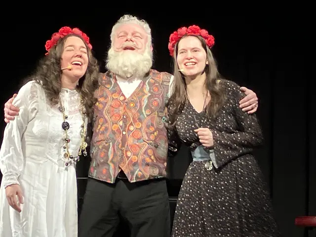Roman Grinberg ließ Shlomo Carlebach, den singenden Rabbi, verblüffend echt wiederauferstehen. Das bestätigt auch Hermine Töchterle, eine Badenerin, die Carlebach persönlich gut kannte. | Foto: Stockmann