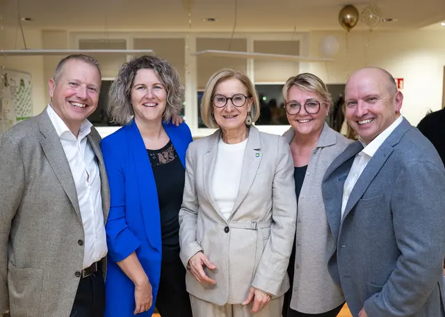 Landeshauptfrau Johanna Mikl-Leitner bei der Feier zum 25. Jubiläum der Reiterer GmbH in Bad Fischau-Brunn. | Foto: NLK Pfeffer