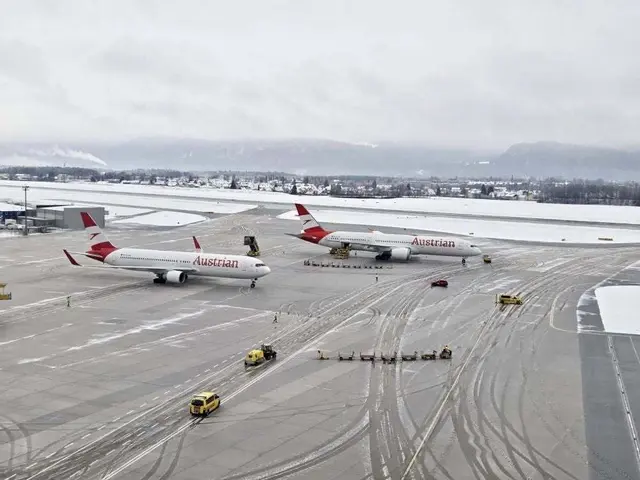 Sensation am Flughafen Klagenfurt. | Foto: Klagenfurt Airport, Gerhard Vysocan, Philipp Panosch, Wolfgang Wölbl, Austro Control, Daniel Klampfer