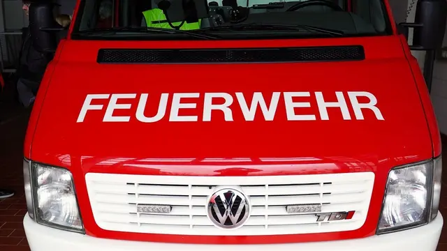 Die Freiwillige Feuerwehr Lugendorf rückte zur Pkw-Bergung aus. | Foto: pixabay/Symbolfoto