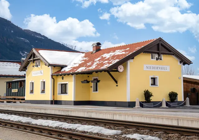 Nach jahrelangen Arbeiten sieht das Gebäude nun fast wieder so aus, wie es zu Zeiten der Eröffnung aussah. | Foto: Knapp