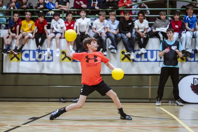 Über 2.250 Jugendliche spielen über 400 Matches. | Foto: Nadine Studeny