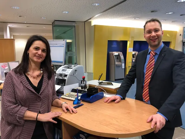 Regionaldirektor Wolfgang M. Weidinger war auch schon 2019 in dr Volksbank in Horn aktiv. | Foto: Volksbank
