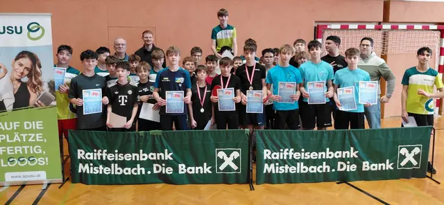 Insgesamt 24 Nachwuchsspielerinnen und -spieler stellten sich der Herausforderung. | Foto: SMS Mistelbach