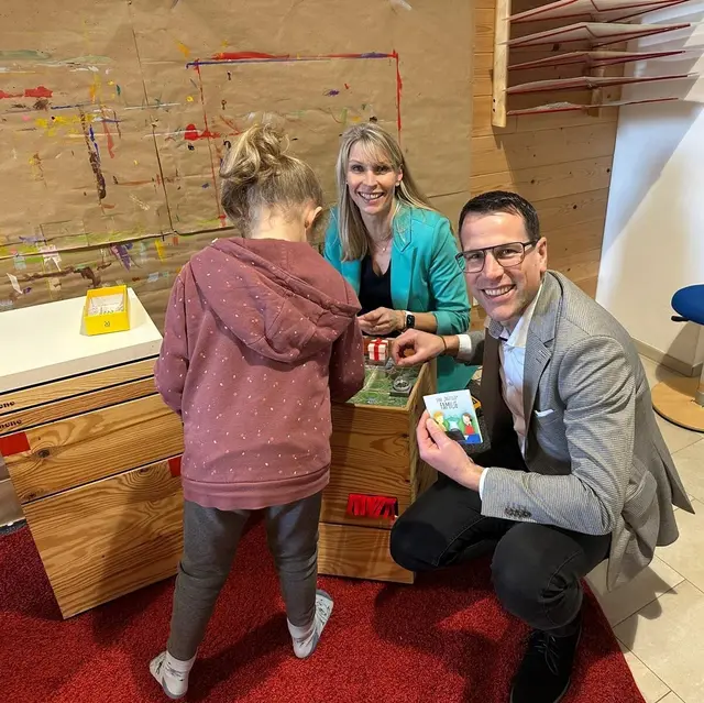 Die Kinder zeigen großes Interesse am KET-Projekt. | Foto: WKO UU