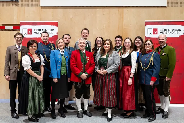 Die Bezirksleitung des Oö. Blasmusikverbands Bezirk Ried. | Foto: OÖBV Ried im Innkreis – Sandra Boindecker